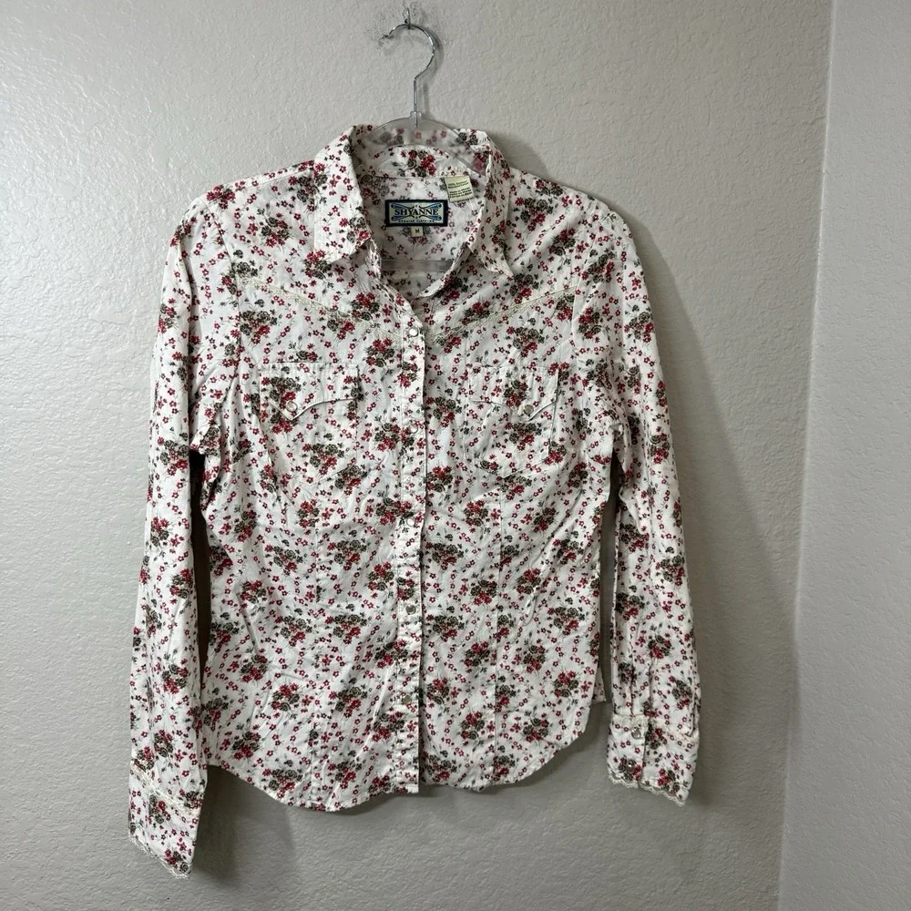 Shyanne Western Pearl Snap Top Womens‎ Size Medium Prairie Floral Rodeo Cowgirl
